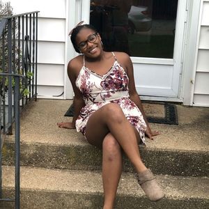 Meet your Posher, Makala